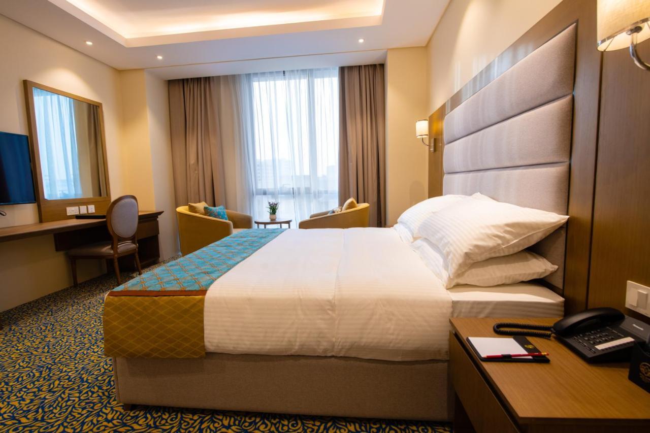 Rozana Hotel Muscat Exteriör bild